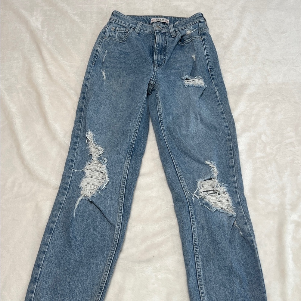 Guess 90s Style Mom High Rise Distressed Jeans Size 24 Light Wash